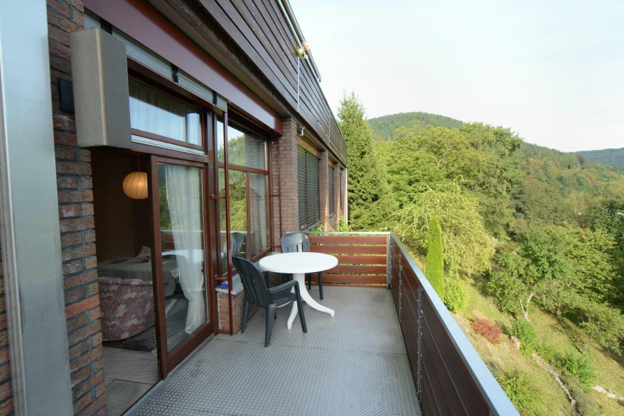 Haus Krick Apartment Alpirsbach Bagian luar foto